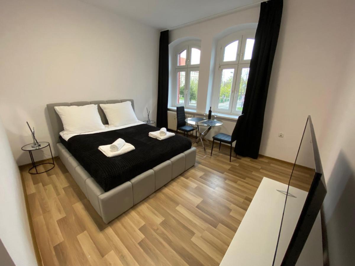 Vip Rooms Apartment Torun Exterior photo