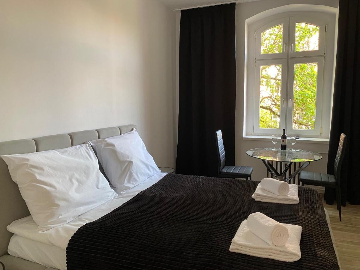 Vip Rooms Apartment Torun Exterior photo